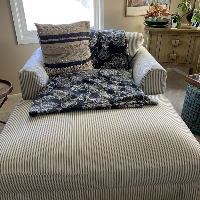 Theron Chaise Lounge