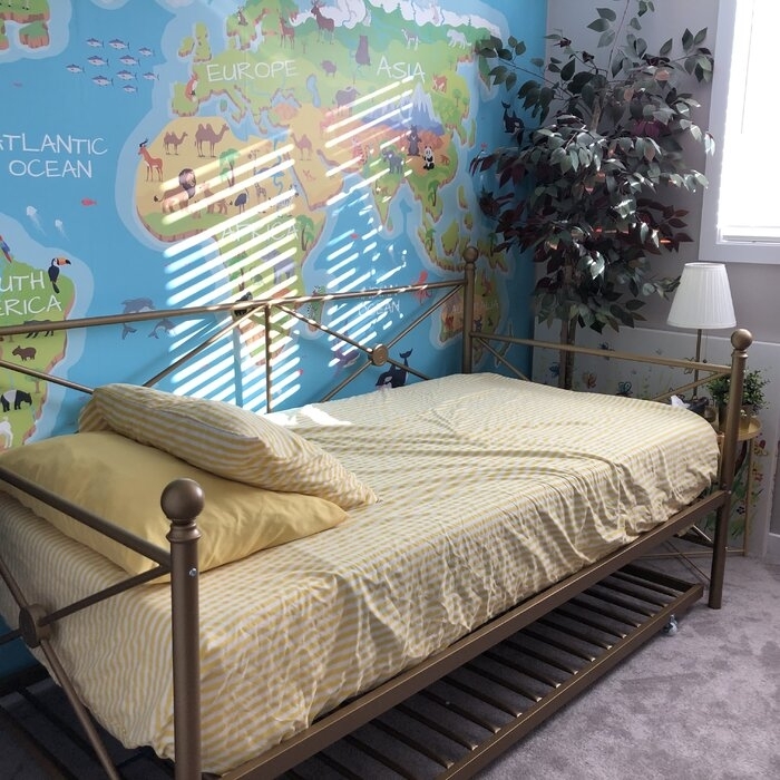 Timberwyck Steel Daybed with Trundle
