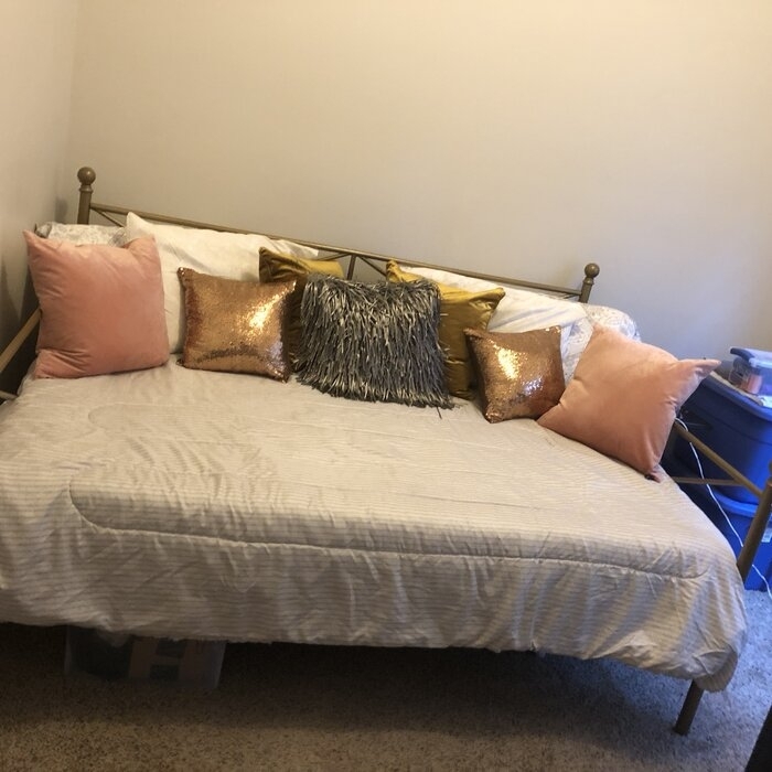 Timberwyck Steel Daybed with Trundle