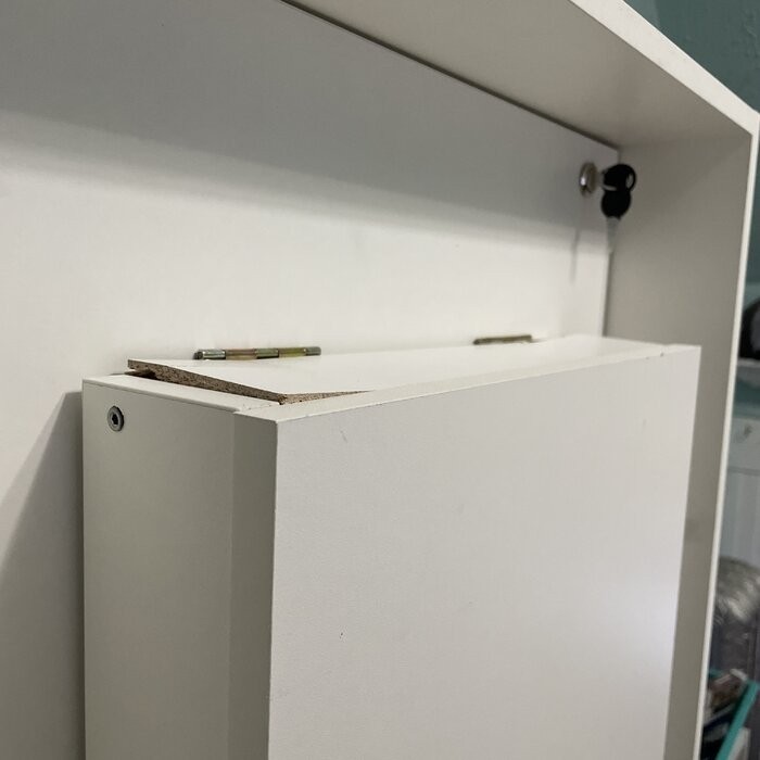 Veazey Desk with Hutch