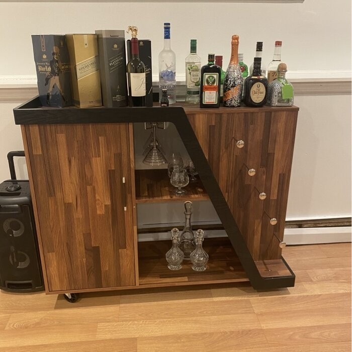 Vilen Mobile Bar with Wine Storage