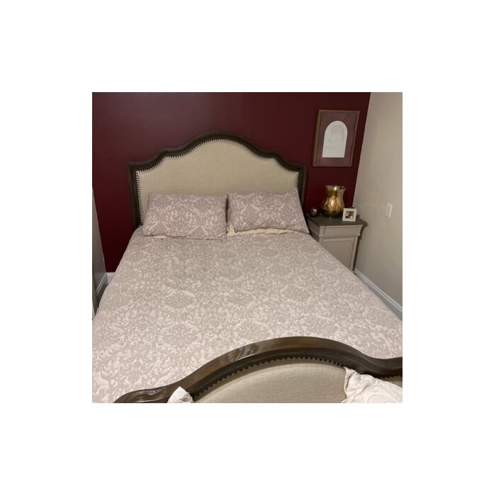 Wheatly Upholstered Standard Configurable Bedroom Set