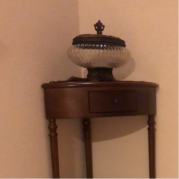 Wilfredo 30.5'' Tall 3 Legs End Table with Storage