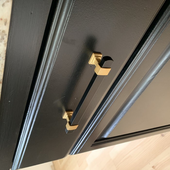 Wrapped Square Center to Center Bar Pull