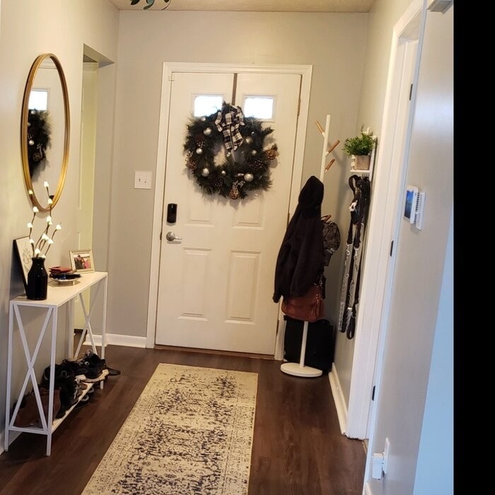 11'' Wide 6 - Hook Freestanding Coat Rack
