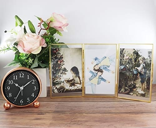 3 Floating Brass 4x6 Picture Frame Gold Triple 4x6 Folding Picture Frames,3 Opening Fold Photo Frame Gold Metal Pressed Classical Photo Frame,Wedding,Anniversary,House Warming,Events Gifts