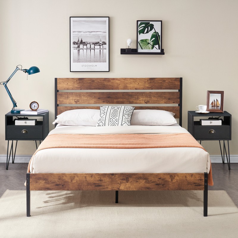 Adra 23.7'' Tall 1 - Drawer Iron Nightstand