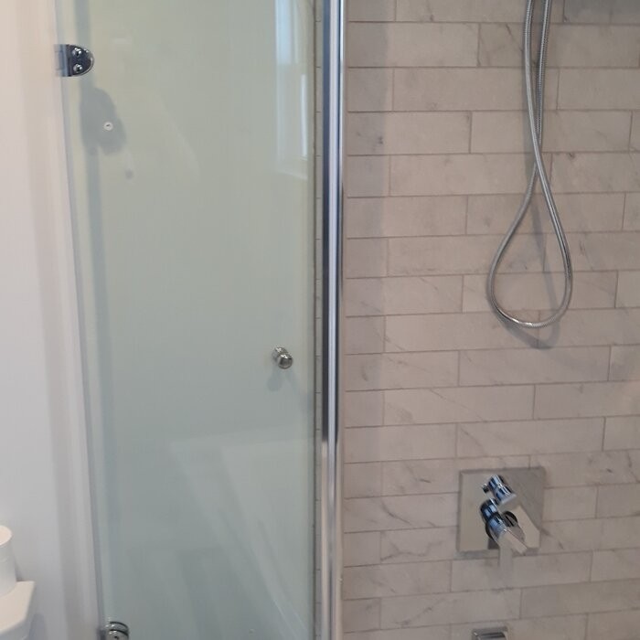 Aqua Fold 36" W x 58" H Folding Semi-Frameless Tub Door