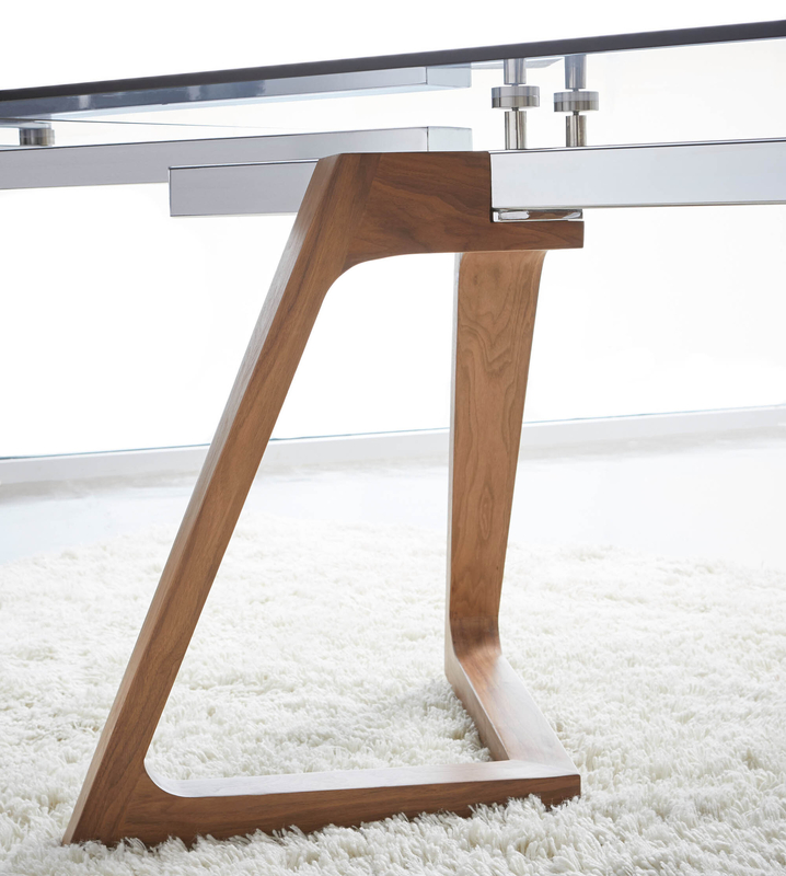 Axel Extendable Dining Table