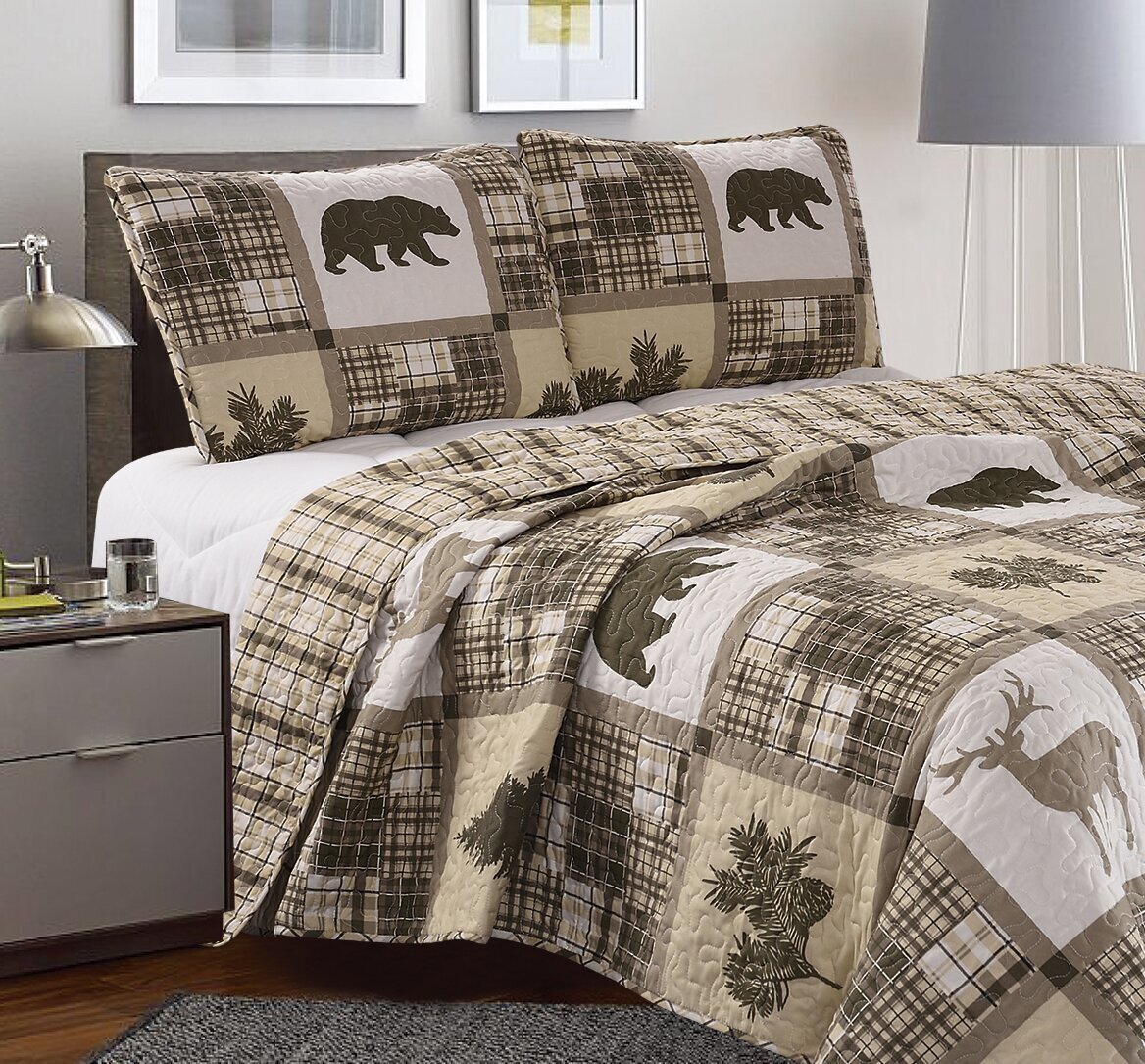 Beige Quilted Comforter With Wildlife Design 
