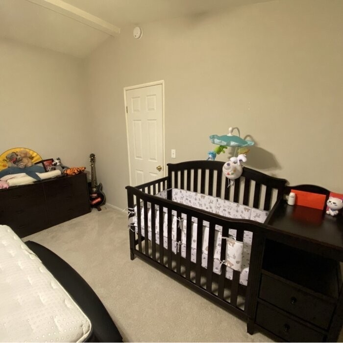 Berkley 4-in-1 Convertible Crib and Changer