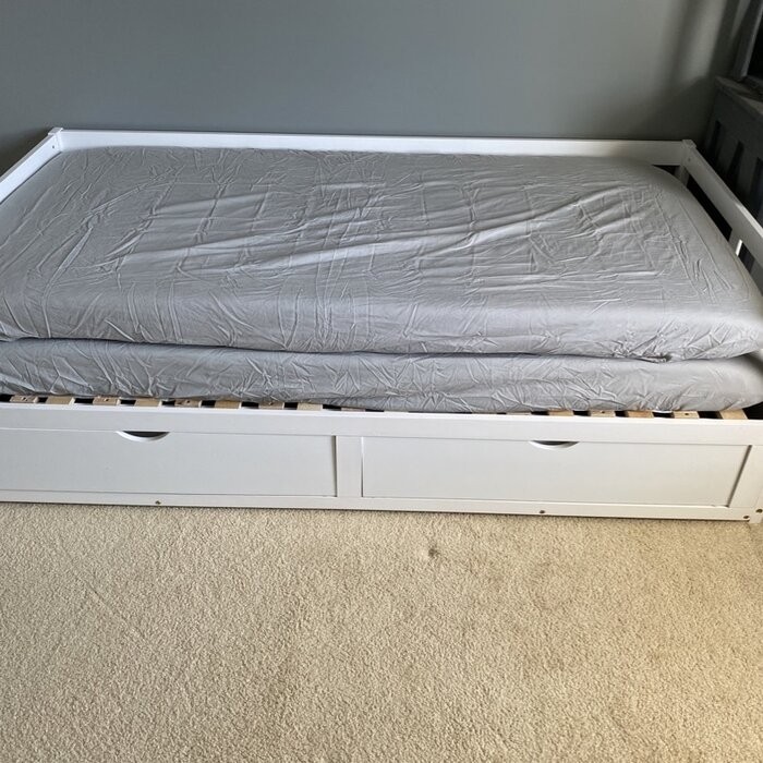 Berteau Twin Solid Wood Daybed with Trundle