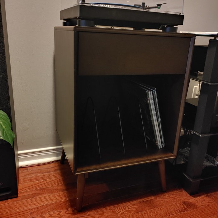 Brittany Turntable Audio Rack