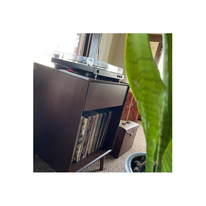 Brittany Turntable Audio Rack