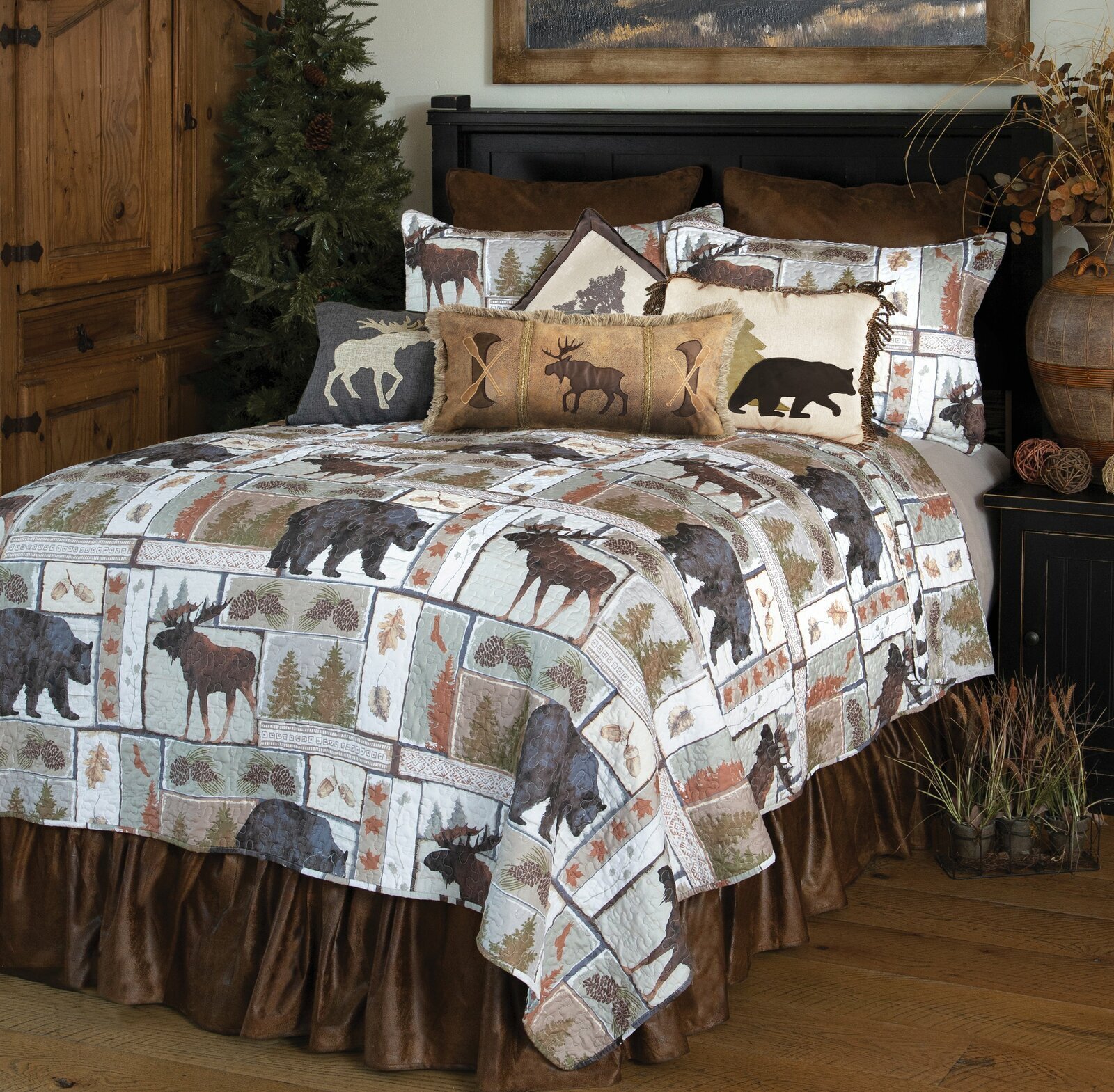 Brown, Gray Wildlife Reversible Comforter 
