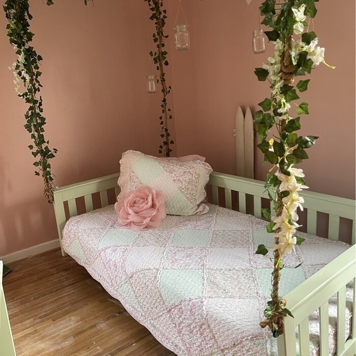 Carol Solid Wood Daybed