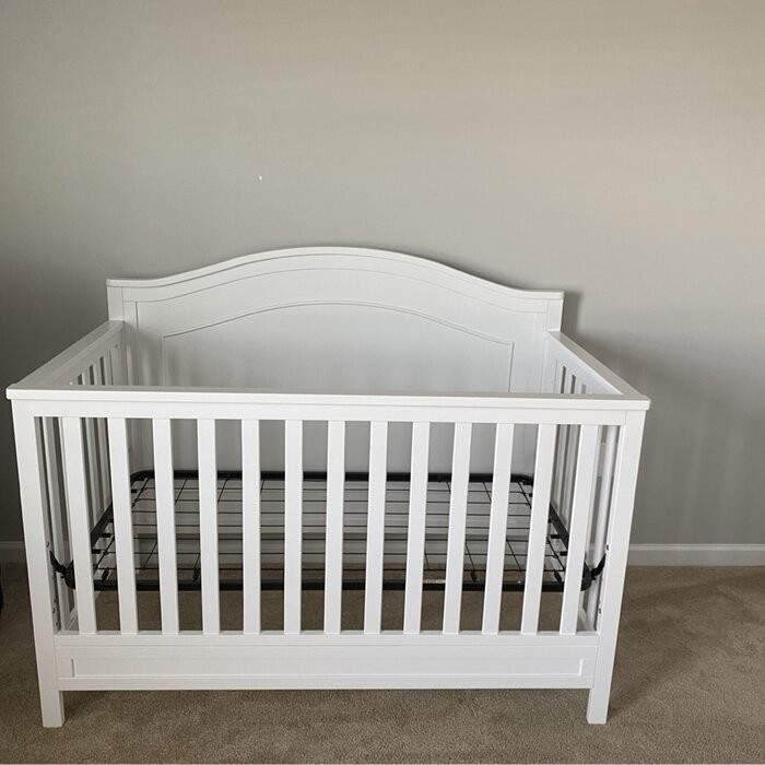 Charlie 4-in-1 Convertible Crib