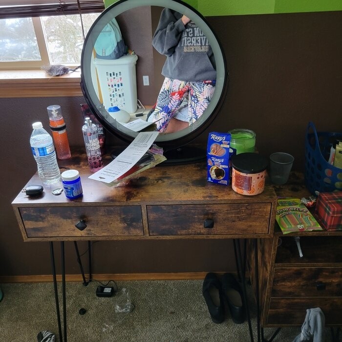 Cheneyville Vanity Set with Stool and Mirror
