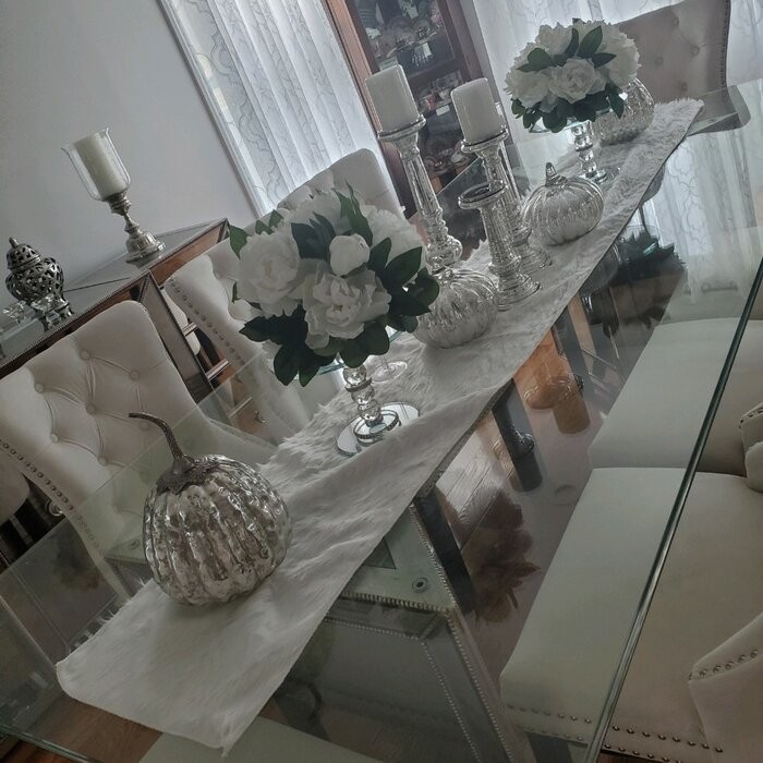 Chynia Table Runner