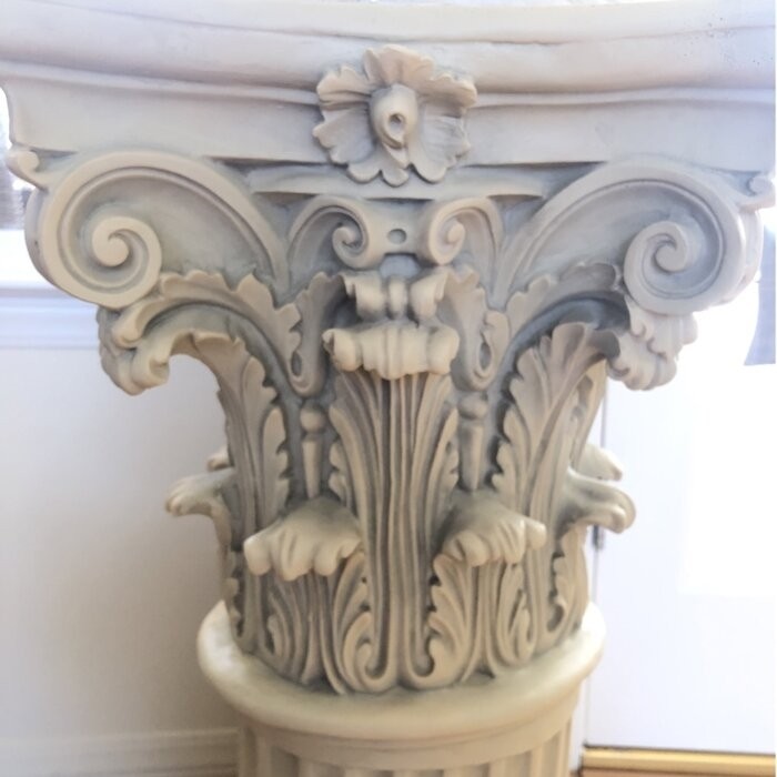 Corinthian Pillars Pedestal