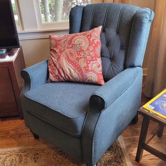 Daubert 27.17'' Wide Manual Wing Chair Recliner