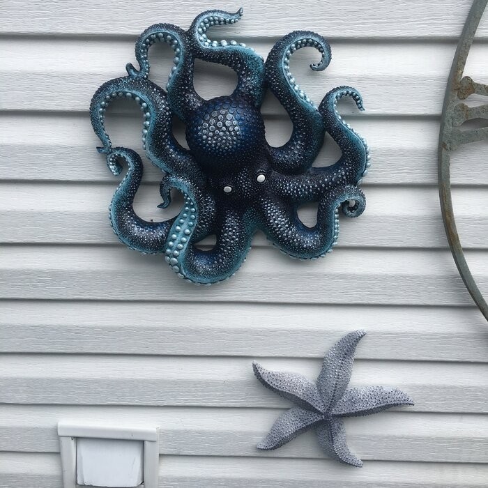 Deadly Octopus of the Coral Reef Wall Décor