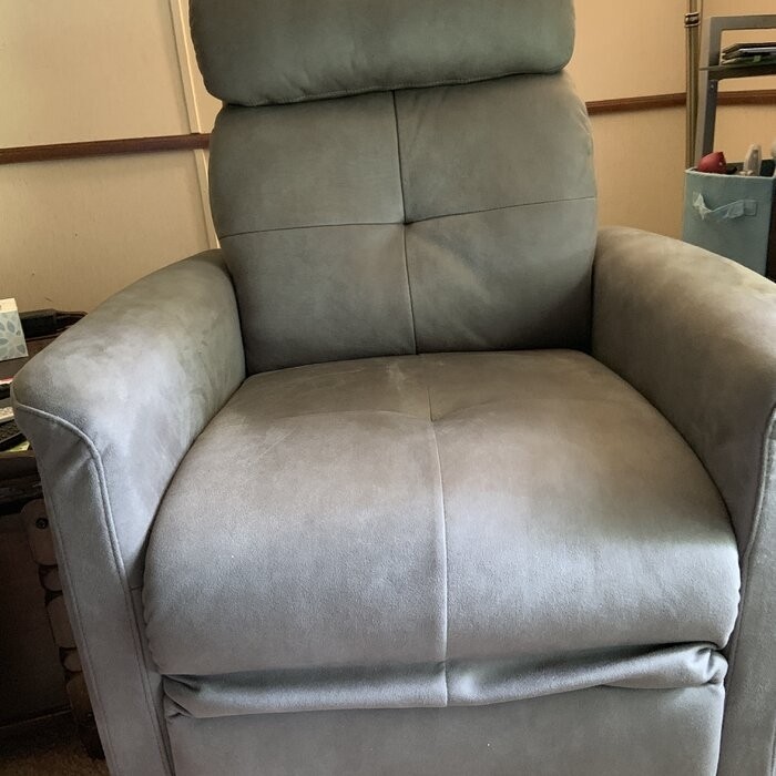 Eells 32'' Wide Power Lift Assist Standard Recliner