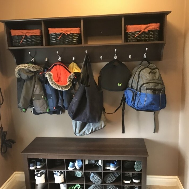 Entryway rack