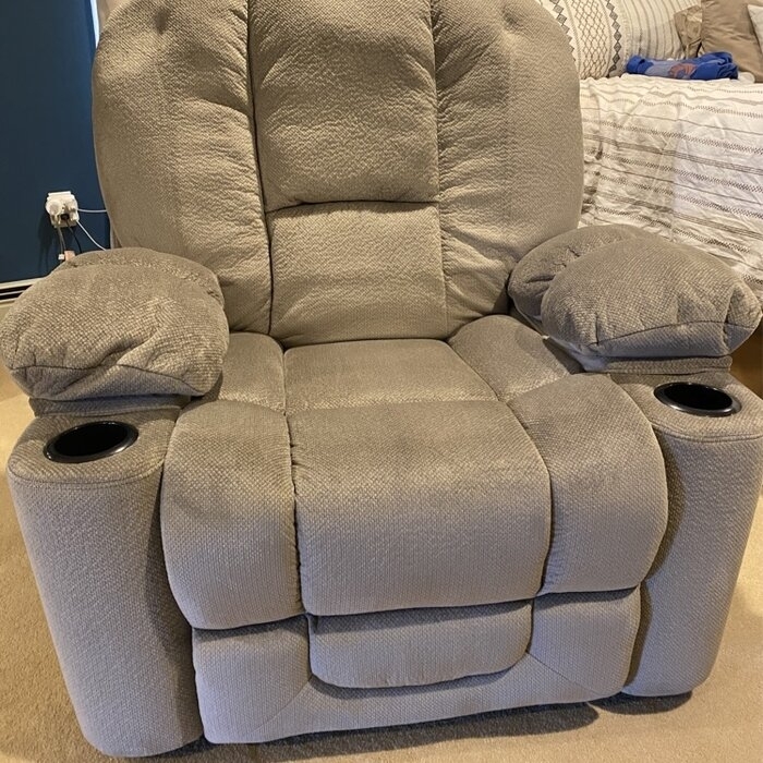 Fason 42.5'' Wide Manual Glider Club Recliner