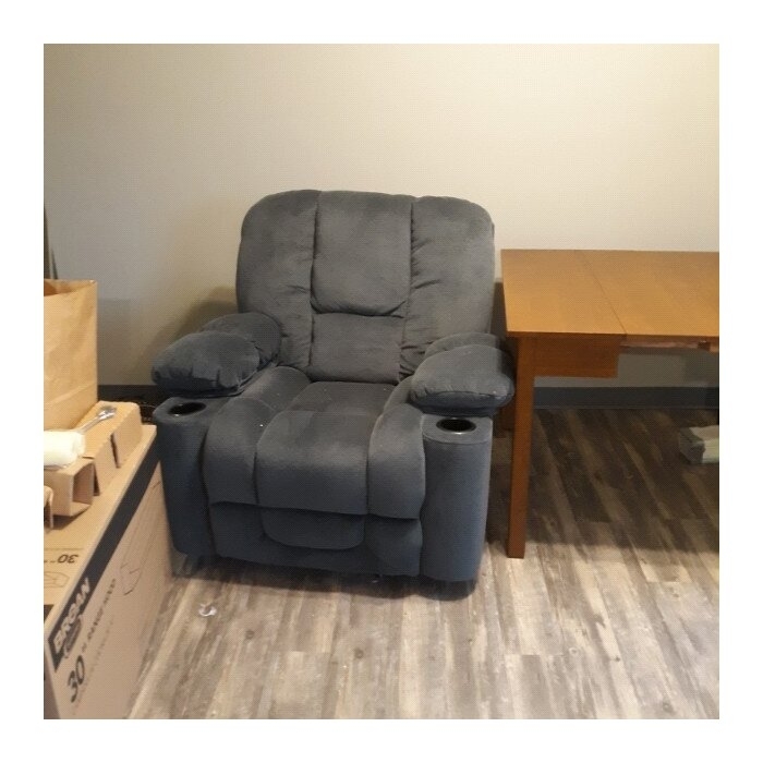 Fason 42.5'' Wide Manual Glider Club Recliner