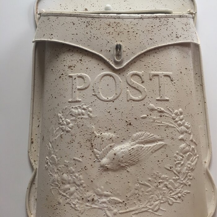 Flomaton Wall Mounted Mailbox