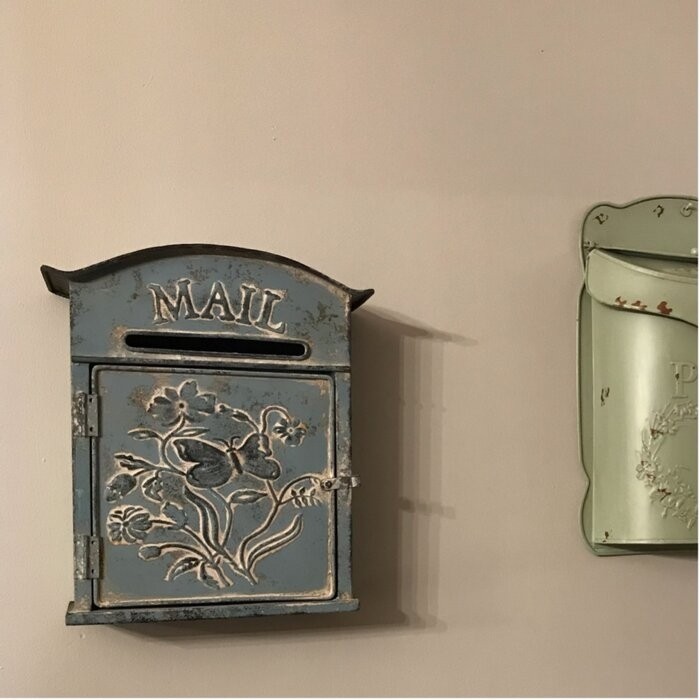 Flomaton Wall Mounted Mailbox