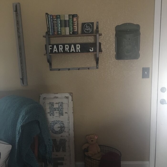Flomaton Wall Mounted Mailbox