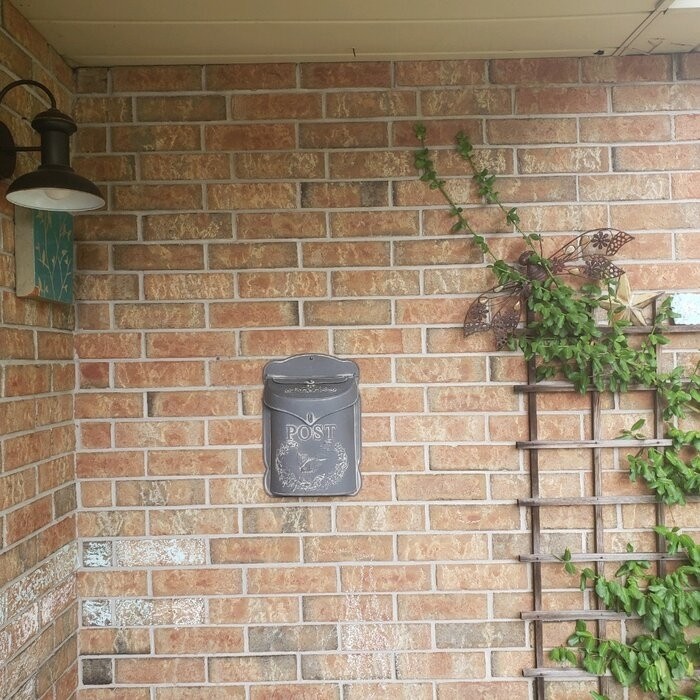 Flomaton Wall Mounted Mailbox