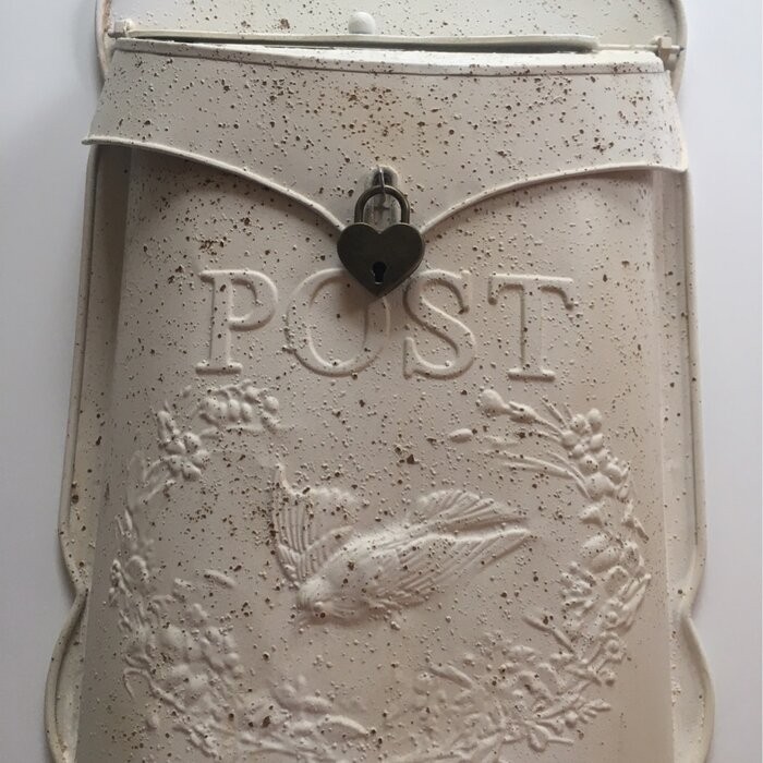 Flomaton Wall Mounted Mailbox