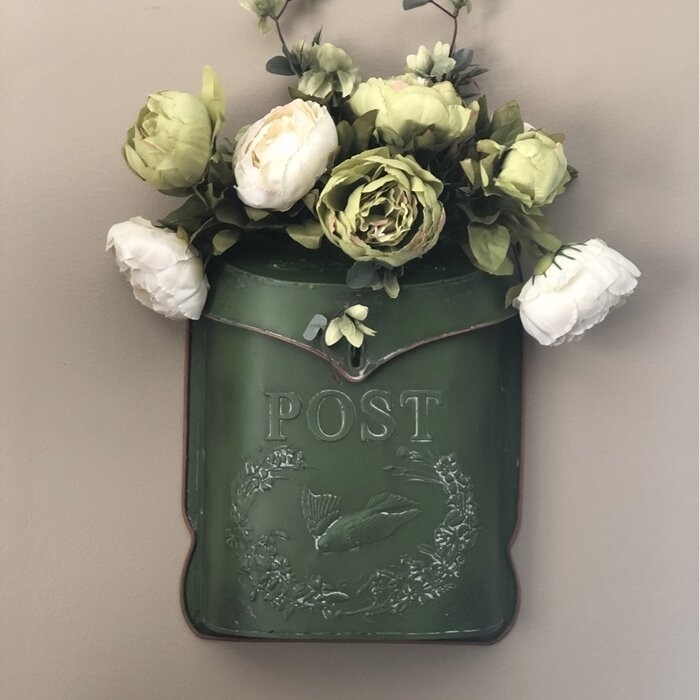 Flomaton Wall Mounted Mailbox
