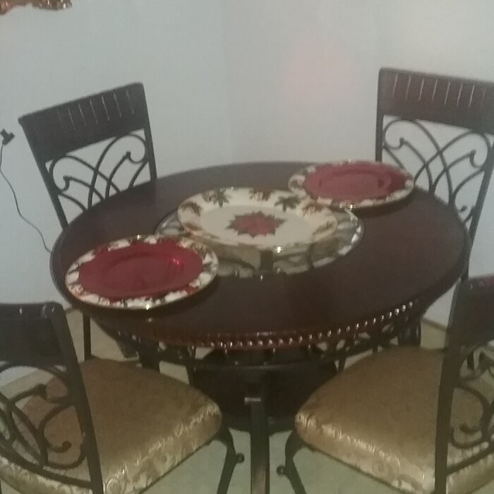 Fultonham 44.25'' Pedestal Dining Table