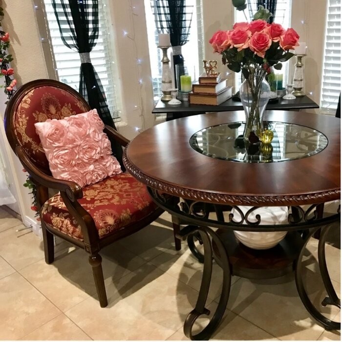 Fultonham 44.25'' Pedestal Dining Table