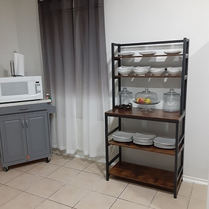 Geyer 31.5'' Iron Standard Baker's Rack with Microwave Compatibility