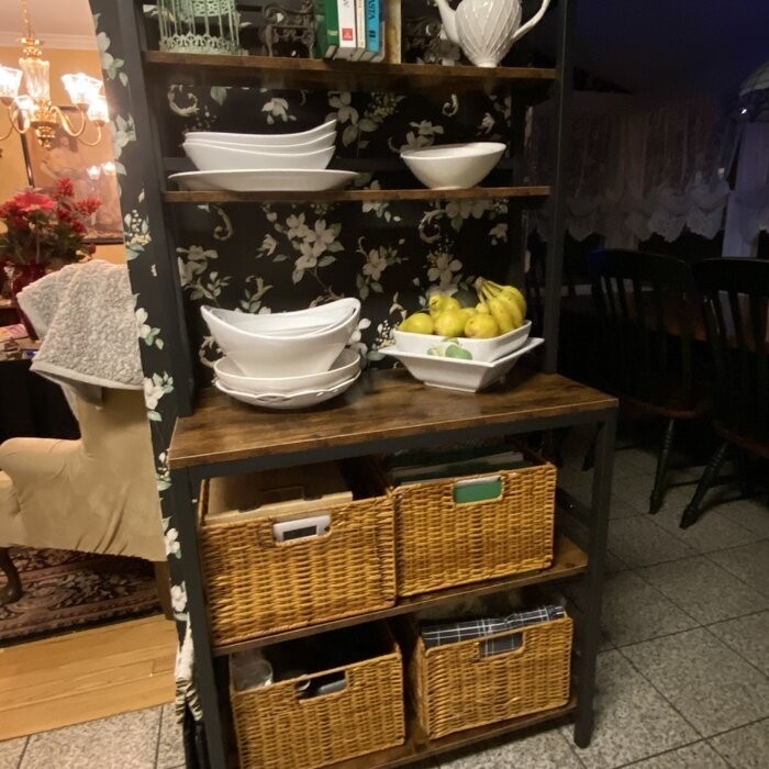 Geyer 31.5'' Iron Standard Baker's Rack with Microwave Compatibility