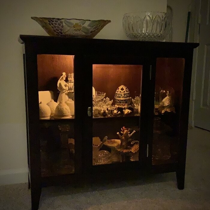 Gilboa 32'' Wide Display Stand with Lighting