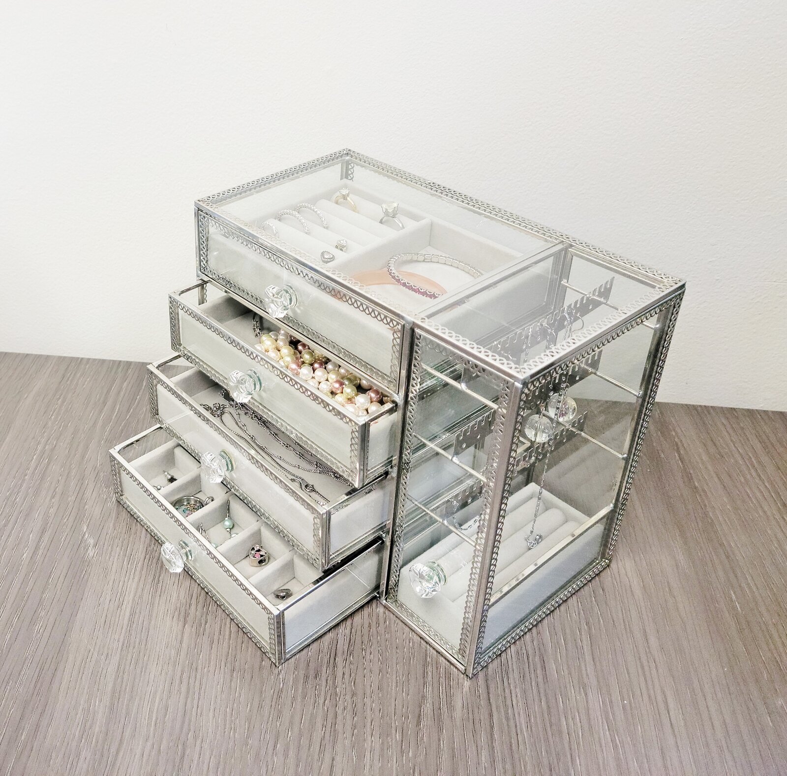 Glass Jewelry Box For Necklaces