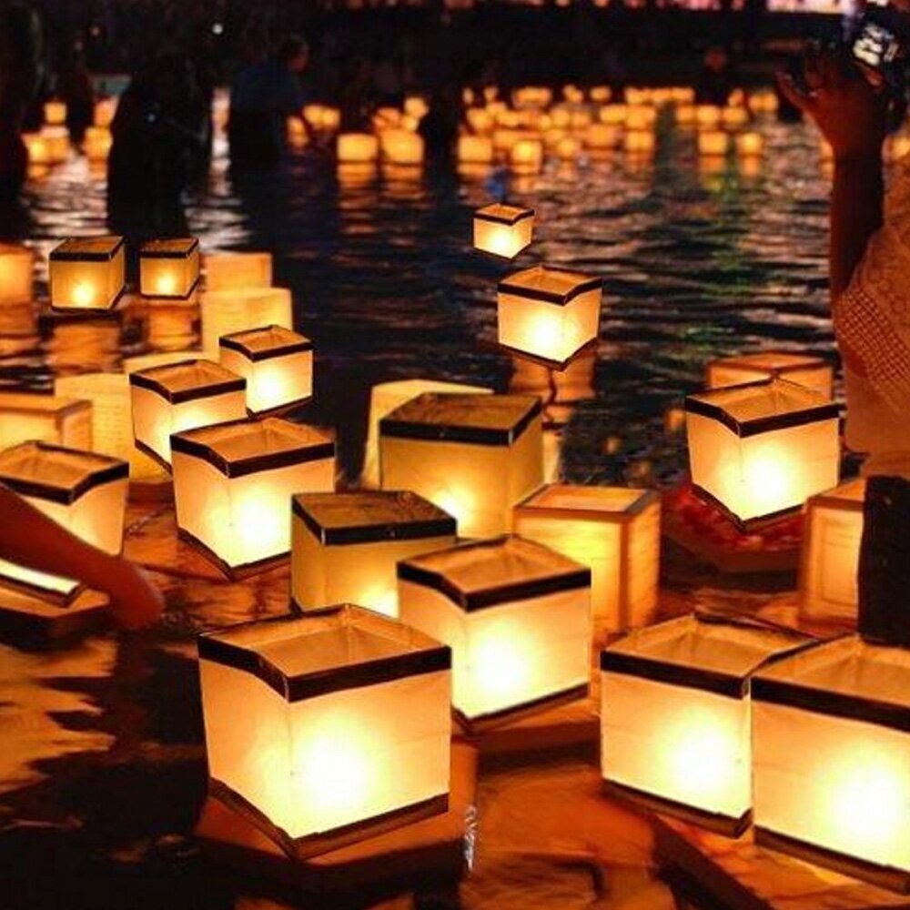 Glowing Floating Pool Lanterns 