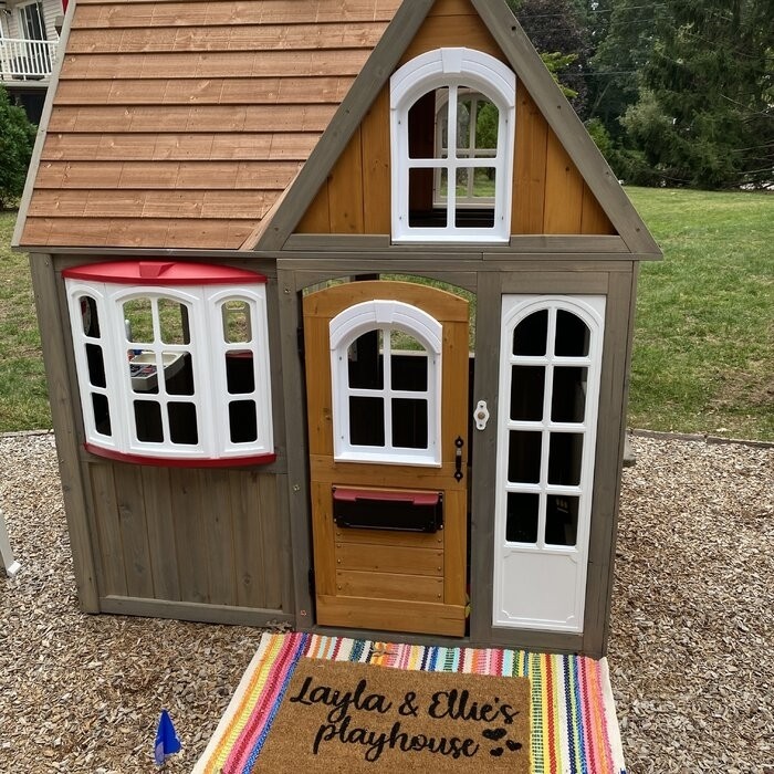 Greystone 4' x 6' Playhouse