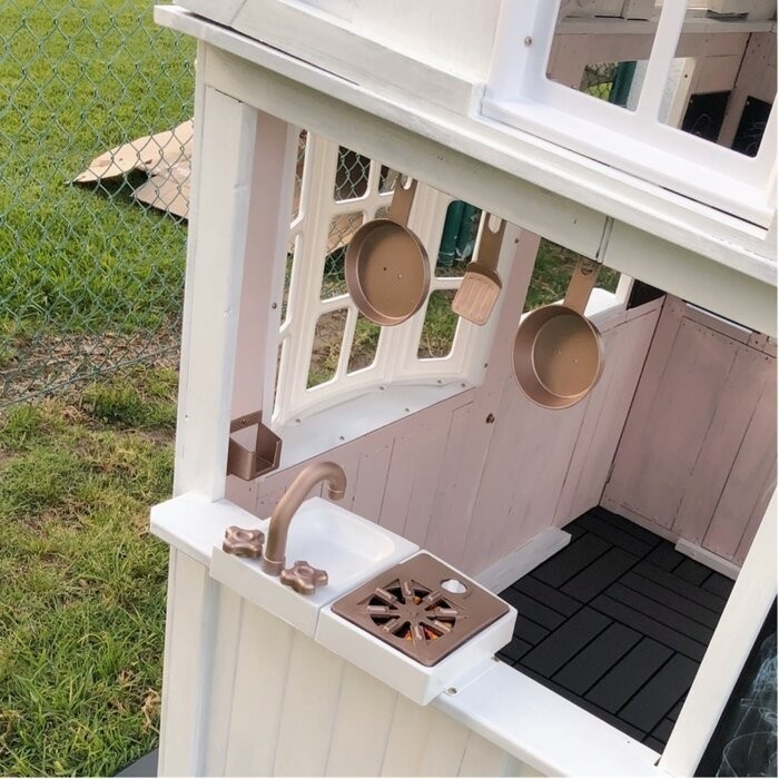 Greystone 4' x 6' Playhouse