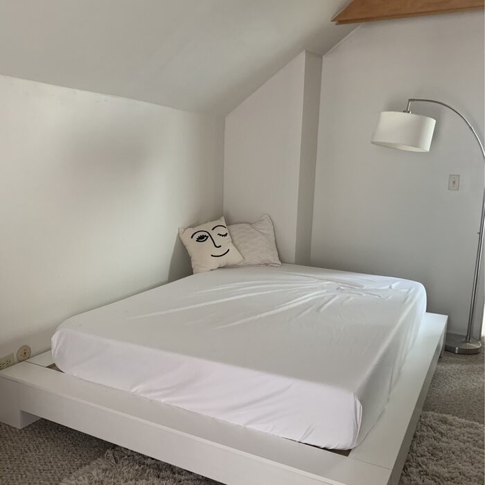 Jacoury Queen Low Profile Platform Bed