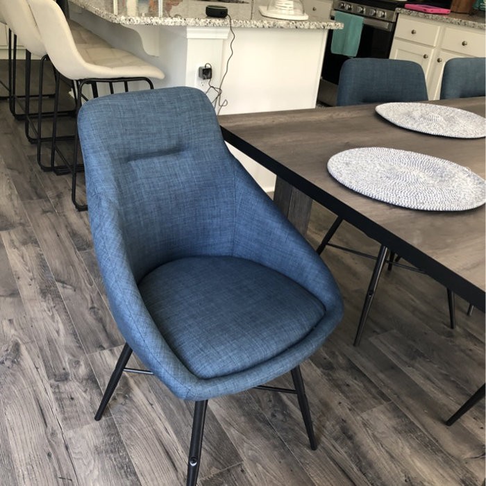 Katarina Extendable Solid Wood Dining Set