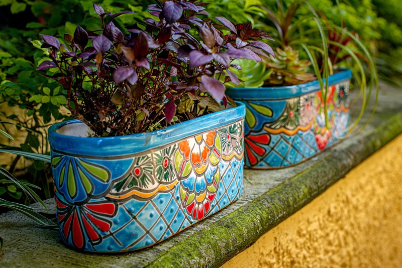 Ledge Ceramic Pot Planter