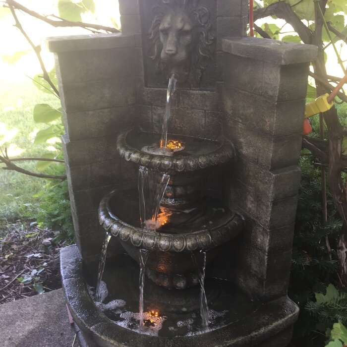 Lion Corner Fountain with LED Light