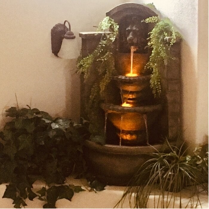 Lion Corner Fountain with LED Light